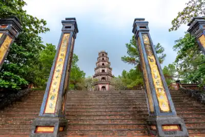 ทัวร์เวียดนาม เมืองดานัง, ฮอยอัน, เถื่อเทียน-เว้ ทัวร์เวียดนาม ดานัง ฮอยอัน เถื่อเทียน-เว้ ซุปตาร์...Grand Central Vietnam 5 วัน 4 คืน (ดานัง เว้ ฮอยอัน นอนบานาฮิลล์) APR-OCT 25บินเย็น-กลับเย็น 5 วัน 4 คืน - TWP-DADVN0225