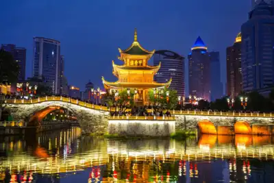 ทัวร์จีน เมืองกุ้ยหยาง ทัวร์จีน กุ้ยหยาง ซุปตาร์...กุ้ยหยางทำใจเหลว ดั่งตกเหวชื่อหลุมรัก No Shopping 4 วัน 3 คืน (MAY-DEC 25) บินบ่าย-กลับเที่ยง 4 วัน 3 คืน - TWP-KWEAQ0125